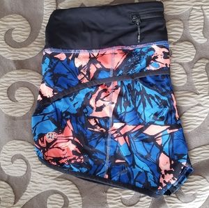 Lululemon Speed Shorts 2.5 size 4